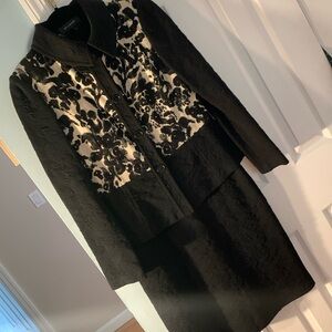 St. John 2 pc. dress/jacket. Black/ tan. Hardly worn. Classic,beautiful.  Size 4